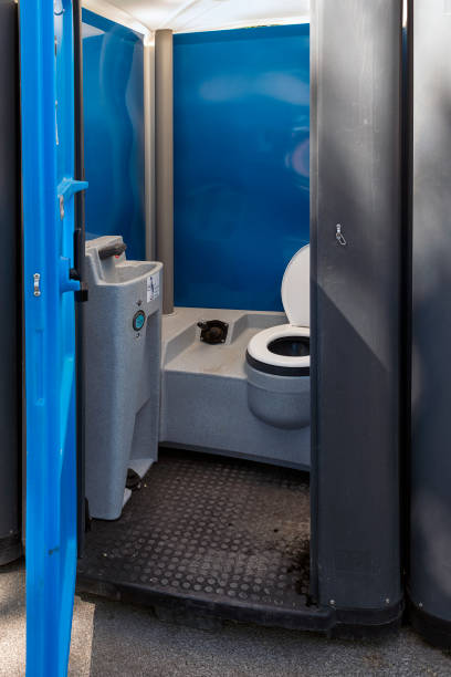 Best Luxury portable toilet rental  in Clayton, CA